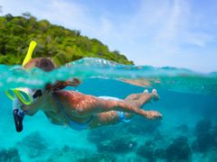 Snorkelling Sea Image Nha Trang_123246274