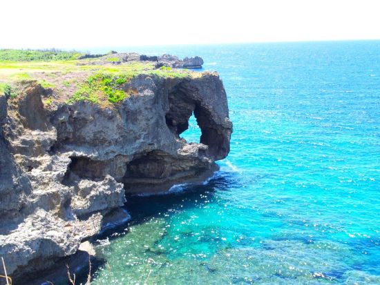 貸切観光タクシー　美ら海水族館・万座毛・首里城など思い通りにめぐるセミオーダーのプライベートツアー＜5～10時間／1～9名／那覇市内・空港送迎可＞