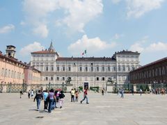 Turin_piazza_costello