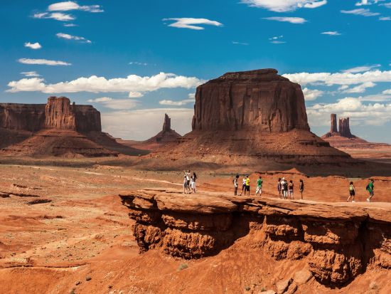 グランドサークル2泊3日ツアー　ザ・ビューホテル宿泊　グランドキャニオン＆セドナ＆モニュメントバレー＆アンテロープ＆ホースシューベンド＜日本語ドライバーガイド＞