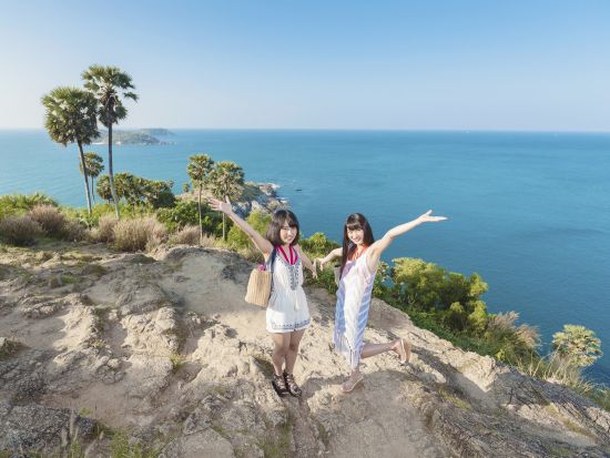 プーケット島内観光ツアー　オールドタウン＋プロンテープ岬＋シャロン寺院＋タイガーキングダム＋象乗り体験＜半日プラン有／日本語ガイド／福建ミーランチ＞