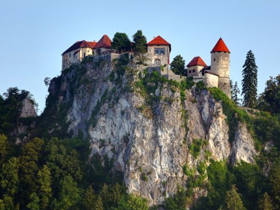 「アルプスの瞳」ブレッド湖周辺観光 プライベートツアー＜貸切／英語または日本語／リュブリャナ発＞