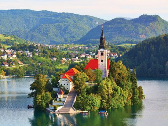 「アルプスの瞳」ブレッド湖周辺観光 プライベートツアー＜貸切／英語または日本語／リュブリャナ発＞