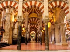 Cordoba Mezquite_shutterstock_48079276