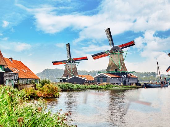 乗継時間を利用！アムステルダム市内観光ツアー ＜日本語ガイド貸切／公共交通機関／選べる滞在時間／スキポール空港発着＞