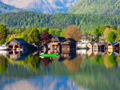 Austria_Wolfgangsee_shutterstock_789559618
