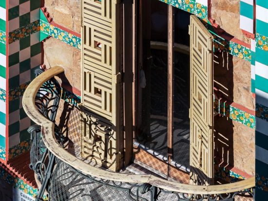 世界遺産カサ・ビセンス　入場チケット事前予約 *前日まで予約OK