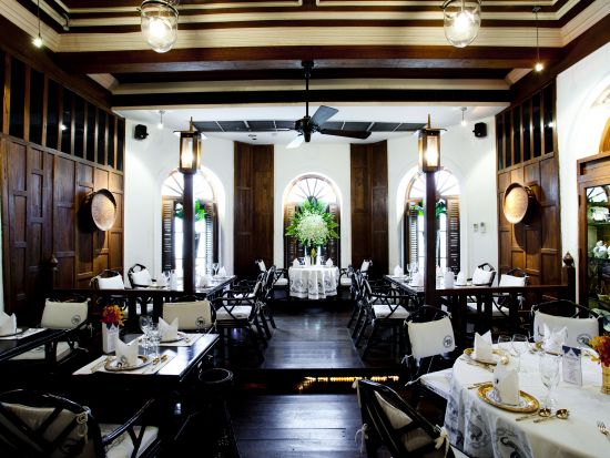 ブルーエレファント「Blue Elephant」食事券＆事前予約サービス  有名タイレストラン＜BTSスラサック駅徒歩１分＞