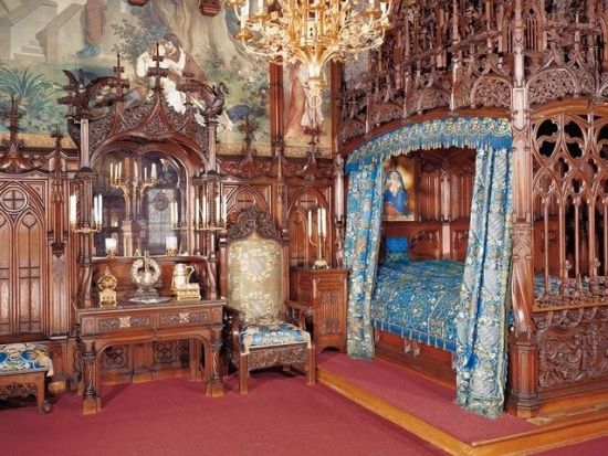 世界遺産ノイシュバンシュタイン城　日帰り観光ツアー ＜英語ガイド（城内日本語オーディオガイド）／ミュンヘン発＞