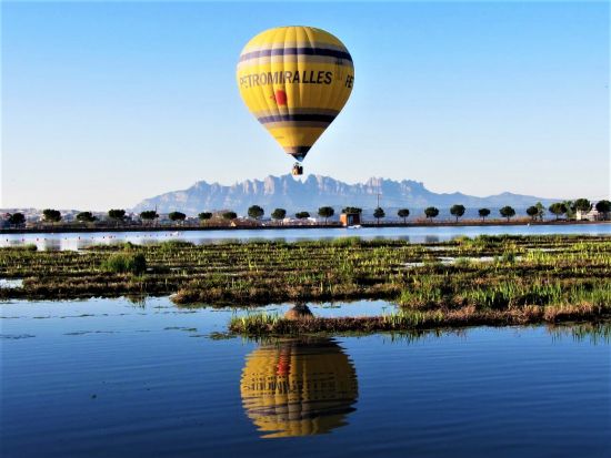 気球フライト付き！モンセラット 半日観光ツアー＜午前／英語／バルセロナ発＞