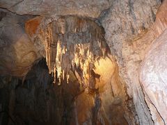 Australia_Sydney_Jenolan Caves_shutterstock_