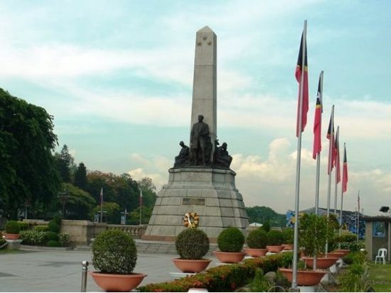 マニラ市内観光半日ツアー　名所や史跡、世界遺産まで見どころ満載の2つのコース！昼食付きプランあり＜午前／ホテル送迎／日本語ガイド＞