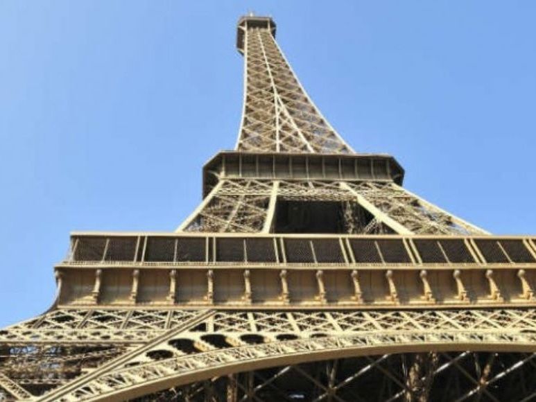 エッフェル塔 | フランス 旅行の観光・オプショナルツアー予約 VELTRA