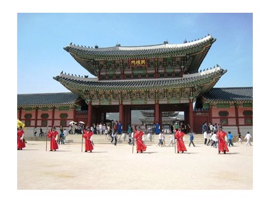 ソウル市内観光ツアー　景福宮（キョンボックン）韓国料理の朝食＆昼食＋カフェタイムのドリンク付き！NANTA付きプラン有＜1日／日本語ガイド／ホテルお迎え付＞