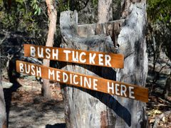 Australian Walkabout Wildlife Park Bush Tucker