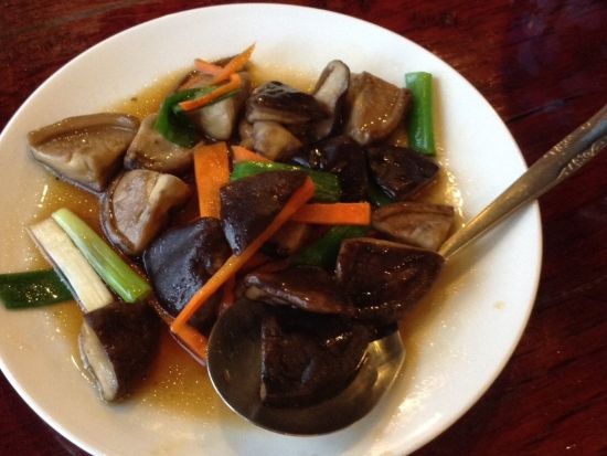 海悦楼（かいえつろう）　夜は九份の赤ちょうちんの夜景が見られる絶景レストラン　食事券＆事前予約サービス ＜台湾料理／九份＞