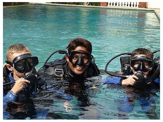 PADIオープンウォーター／アドバンス ダイビングライセンス取得コース＜2～3日＞by ブルーシーズン・バリ