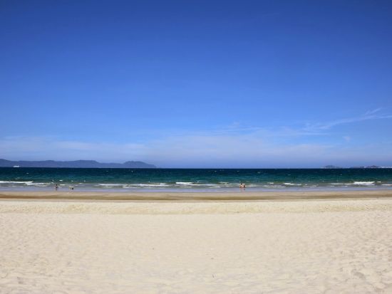 ニャチャン1泊2日ツアー＜貸切／航空券＆ホテル＆食事付プラン／日本語ガイド／ホーチミン発＞