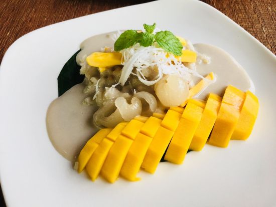 【混載】ベンメリア遺跡ツアー　人気レストラン「チャンレイツリー」でのランチ付　＊トンレサップ湖（夕日）+スパ付プラン有＜午前or1日／ランチ／日本語ガイド付＞