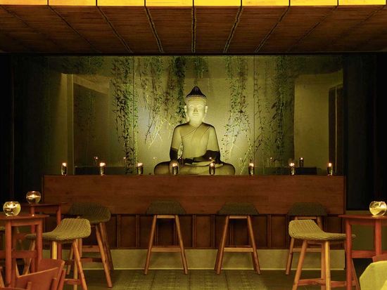 theato_buddha_statue