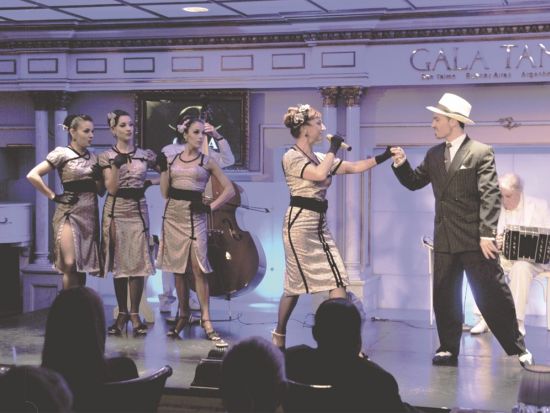 「ガラ・タンゴ」タンゴショー鑑賞＆ディナー＜往復送迎／ブエノスアイレス発＞
