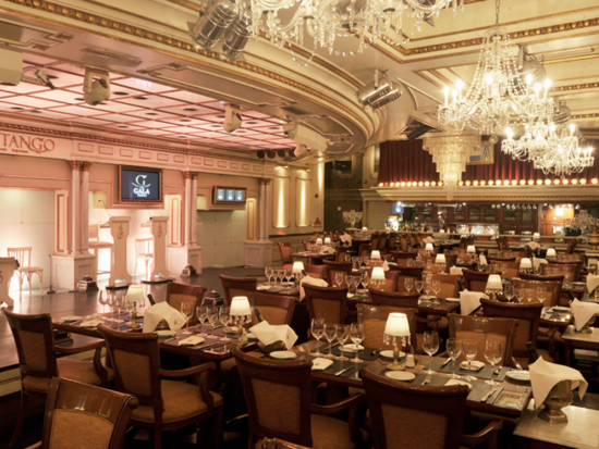 「ガラ・タンゴ」タンゴショー鑑賞＆ディナー＜往復送迎／ブエノスアイレス発＞