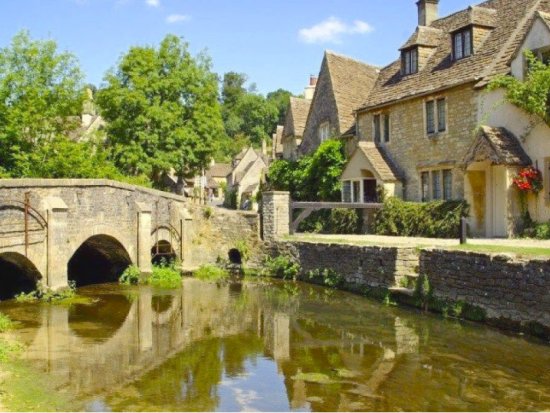 選べる観光スポット！プライベート日帰りツアー コッツウォルズ・ストーンヘンジ・バース・グラストンベリー・ウィンザー城 ＜貸切／10時間／日本語／ロンドン発＞