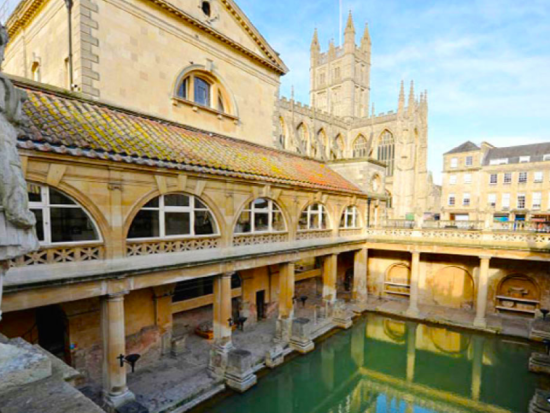 選べる観光スポット！プライベート日帰りツアー コッツウォルズ・ストーンヘンジ・バース・グラストンベリー・ウィンザー城 ＜貸切／10時間／日本語／ロンドン発＞