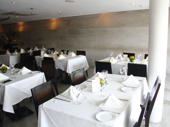 【セブ島 レストラン代行予約】オリオ ステーキ＆シーフードレストラン(Olio Steak and Seafood Restaurant)☆セブの老舗ステーキ店