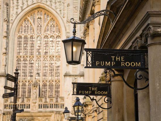 2大世界遺産ストーンヘンジ＆バース 日帰りツアー ＜英語ガイド／ロンドン発＞by Evan Evans ＊申込と同時に即予約確定