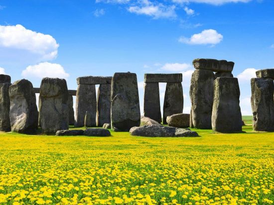 世界遺産ストーンヘンジ半日観光ツアー＜日本語オーディオガイド／入場料込／ロンドン発＞by Evan Evans＊申込と同時に即予約確定