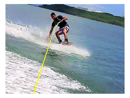 パラセーリング＋マリンスポーツ遊び放題！スリル満点なチューブ系アクティビティとフライボードやウェイクボードも体験OK！＜うるま市発／4歳から参加可能＞