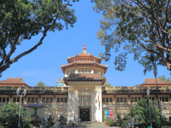 乗り降り自由！ホーチミン市内観光　オープントップバスチケット　主要観光スポットを効率よく！＜日本語オーディオガイド／24時間チケット＞