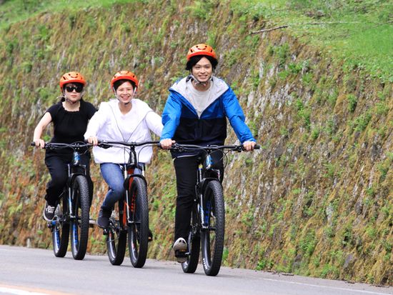 富士サイクリング 富士山からの絶景が眺望できる ハイグレードmtbで向かうヒルクライムコース 器材レンタル無料 富士河口湖町 山梨の観光 遊び 体験 レジャー専門予約サイト Veltra ベルトラ 富士サイクリング 富士山からの絶景が眺望できる ハイグレードmtbで向かうヒルクライムコース 器材レンタル無料 富士河口湖町 山梨の観光 遊び 体験 レジャー専門予約サイト Veltra ベルトラ