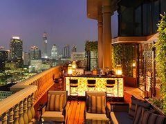 thespeakeasyrooftopbar-2-slide_orig