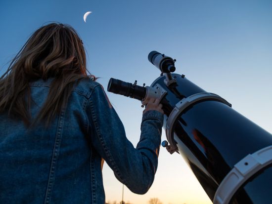 マウナケア山麓 星空観測ツアー　ボイリング・ポッツやカウマナケイブなど穴場スポットにも立ち寄り＜夕食付／英語ガイド／ヒロ地区発＞