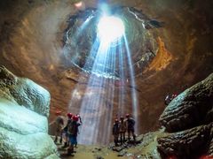 jomblang_cave-01