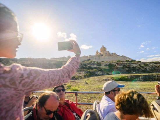 マルタ 乗り降り自由オープントップバス　チケット事前予約 ＜日本語オーディオガイド＞