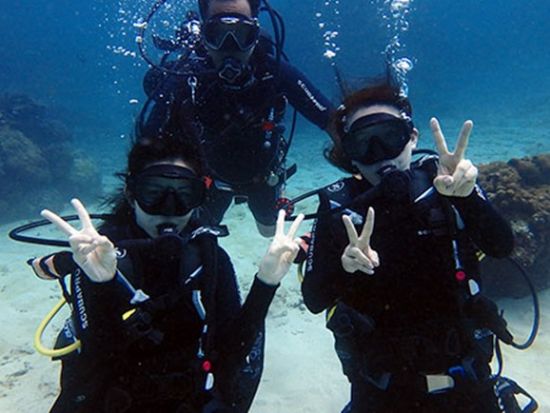 体験ダイビング＋シュノーケリング 年中マンタに会えるヌサ・ペニダ、沈船のトランベンなど＜ビーチ or ボート／1ダイブ＞by ポニ・ダイバーズ・バリ