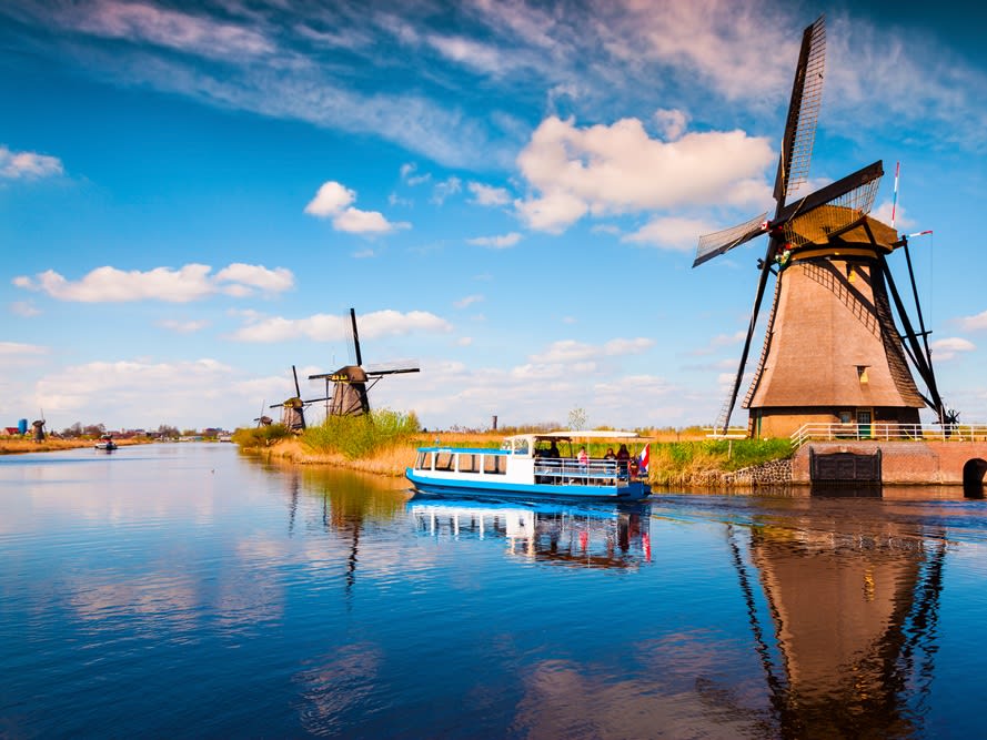 超歓迎安い■ オランダ ユトレヒト郊外 水路と風車 風景写真 額縁付 A3 自然、風景