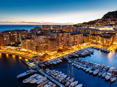 Monaco_Night-harbor_shutterstock_120218377