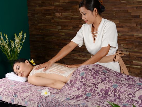 リアンスパ プレミアム「LiANG Spa Premium」シニア向けスパプラン＜日本語可／ホテル送迎付き／ジンバラン地区＞