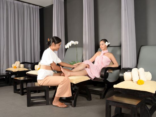 リアンスパ プレミアム「LiANG Spa Premium」シニア向けスパプラン＜日本語可／ホテル送迎付き／ジンバラン地区＞