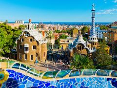 Spain_Barcelona_Park_Guell_shutterstock_114804919