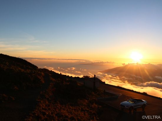 ハレアカラサイクリングツアー　ダウンヒルでの爽快ツーリングが楽しめる！山頂からの日の出鑑賞やハレアカラ国立公園ツアーなど選べるプラン＜午前／英語ガイド＞