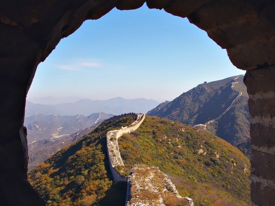 脱定番の北京観光☆未修復の万里の長城「残長城」半日ツアー＜日本語ガイド／ホテル送迎／北京発＞ *1名様より出発保証