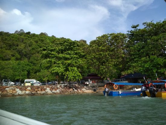 無人島巡り！アドベンチャー体験ツアー＜1日／ランカウイ発＞