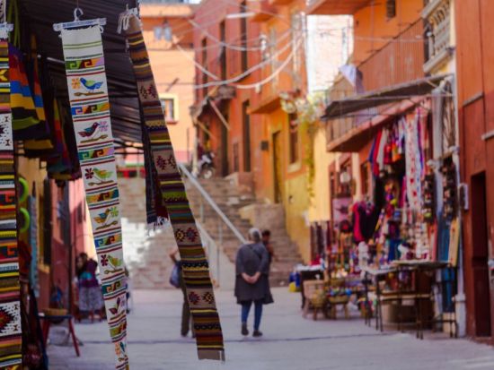【魔法の町】世界遺産サン・ミゲル・デ・アジェンデ観光ツアー＜混載／1日／英語＆スペイン語ガイド／メキシコシティ発＞