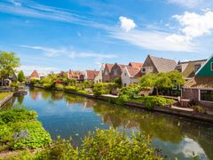 Netherlands_Edam_Houses_shutterstock_647004322
