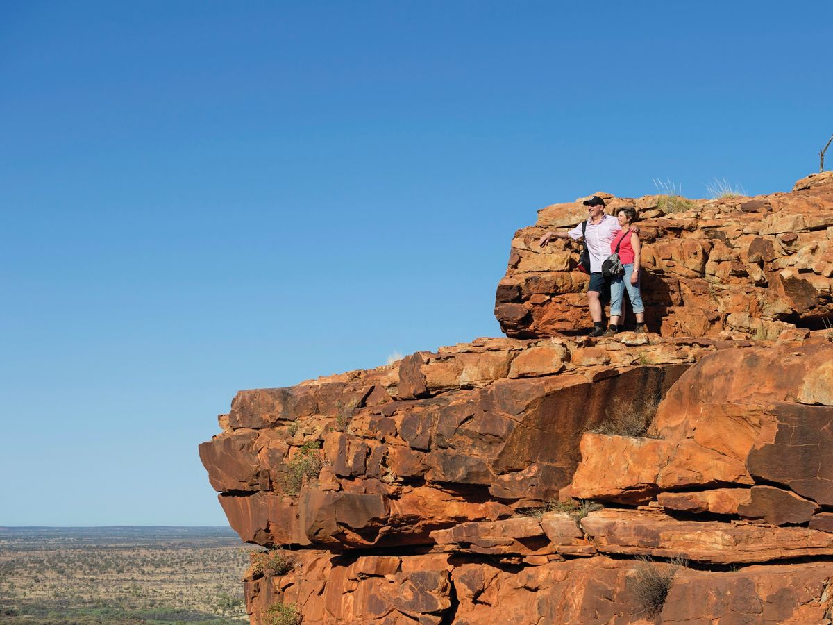 キングス・キャニオン | エアーズロック 旅行の観光・オプショナル